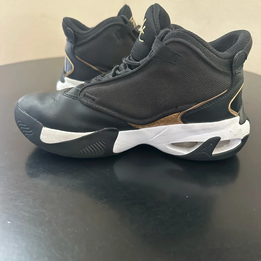 Jordan Max Aura